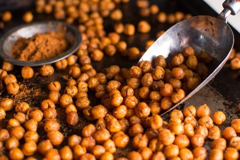 Crispy Tan-Tan Chickpeas