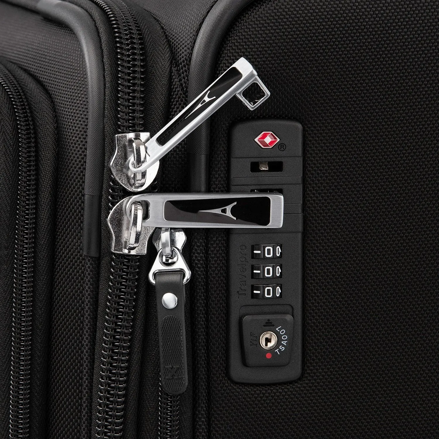 Travelpro Platinum Elite 25" Expandable Spinner